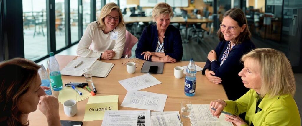 Im Dialog zum Transfer – 9. Fachtag von „Leistung macht Schule“ Im Dialog zum Transfer – 9. Fachtag von „Leistung macht Schule“